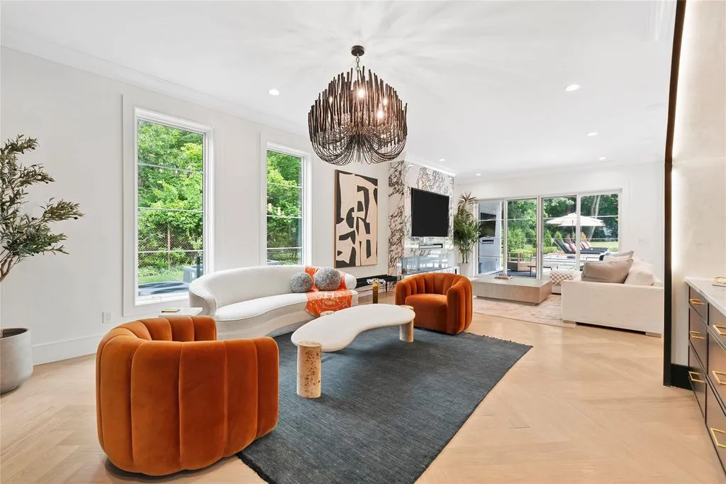 2 Maple Way A Spectacular Modern Masterpiece of Innovation and Luxury in New York Listed at 4488888 13