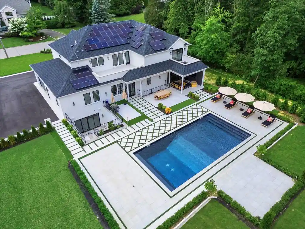 2 Maple Way A Spectacular Modern Masterpiece of Innovation and Luxury in New York Listed at 4488888 5