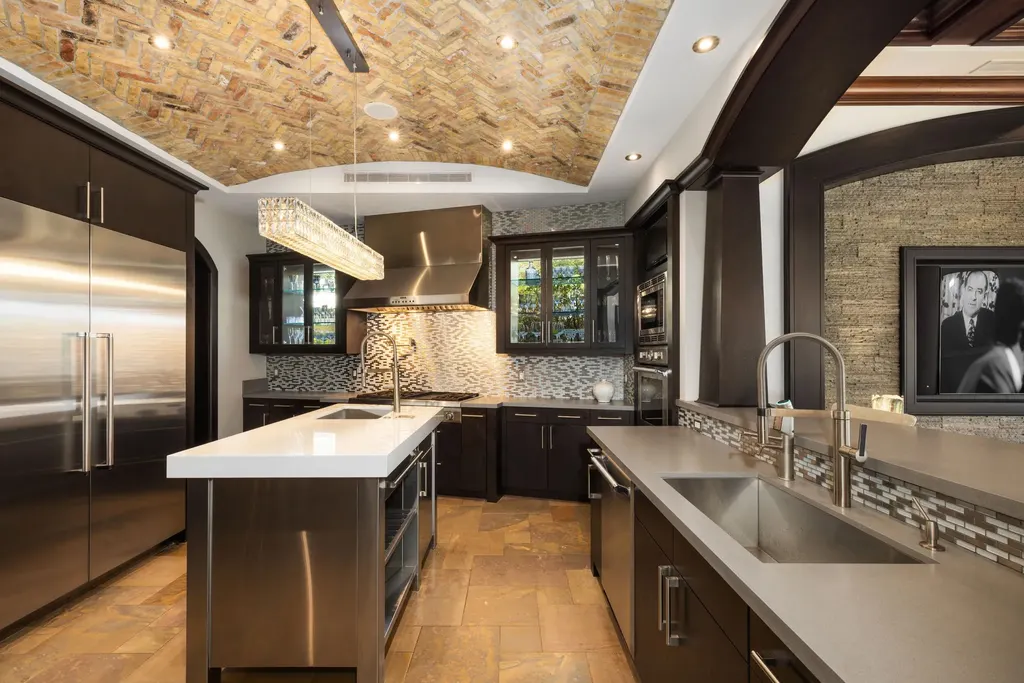 2325 NE 27th Street Spectacular West Coast Contemporary Villa in Lighthouse Point for Sale at 9 6