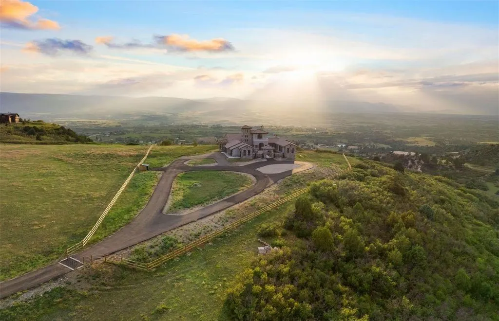 253 Stone Pointe Trail Is a Stunning 5M Mediterranean Style Retreat with Panoramic Vistas in Colorado 17