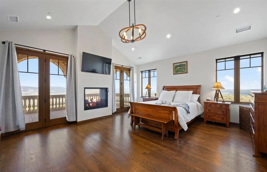 253 Stone Pointe Trail Is a Stunning 5M Mediterranean Style Retreat with Panoramic Vistas in Colorado 9