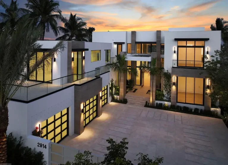 Modern Waterfront Marvel in West Palm Beach Listed at $27.9 Million with Rooftop Views and Saltwater Pool