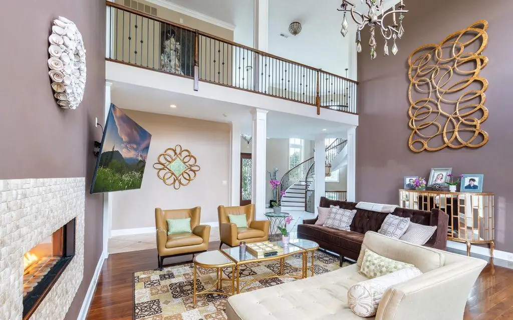 3 Stonebridge Crossing Rd A Stunning 5.99M Estate Offering Serenity and Resort Style Living 5