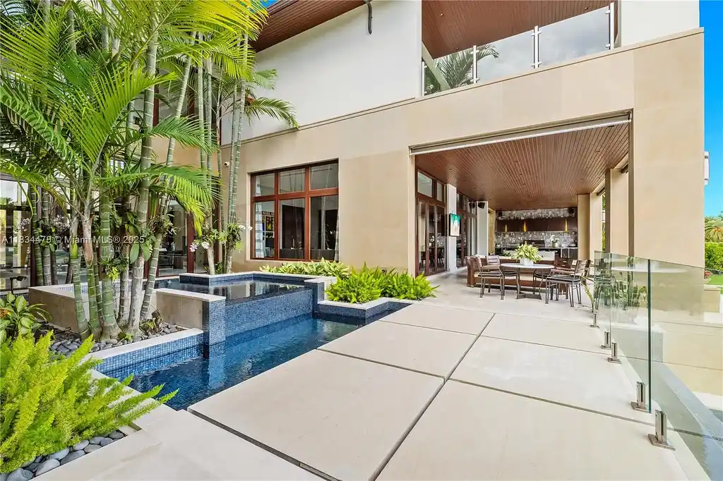 401 Arvida Pkwy 48.2M Waterfront Mansion Redefines Prestige in Coral Gables Real Estate 3