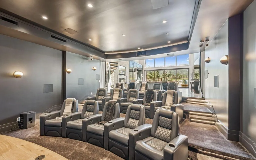4209 N Two Creeks Ln Is a Breathtaking Park City Estate Offering Secluded Luxury for 24.8 Million 12