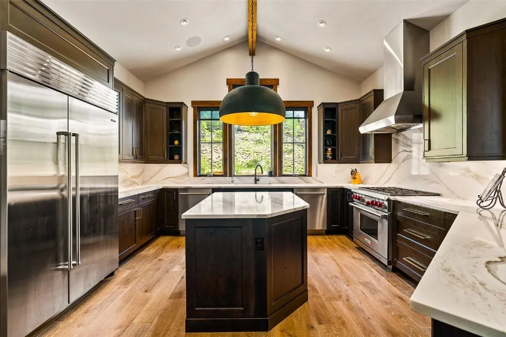 455 Highfield Trail A Stunning Suzanne Allen Designed Estate with Sweeping Mountain Views — Listed at 5.25 Million 6