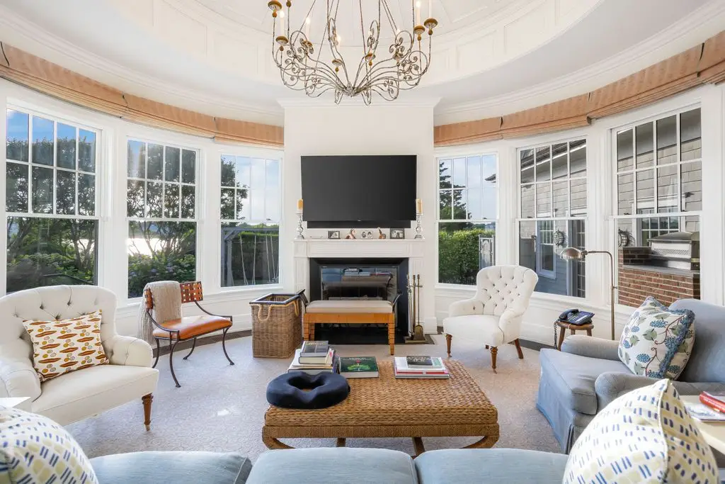 59 Shore Rd An Exquisite Waterfront Estate with 380 Feet of Moriches Bay Frontage Asks 15.95 Million 8