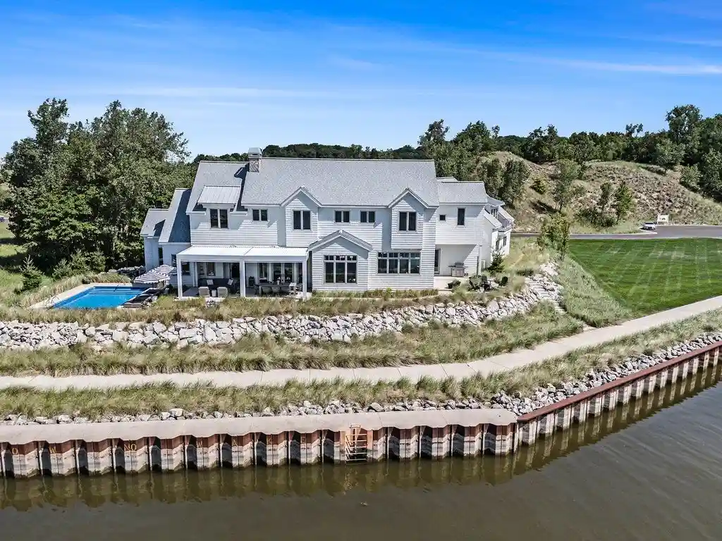 6736 Saugatuck Beach Rd A Bespoke Lakeshore Estate with Captivating Waterfront Views 20