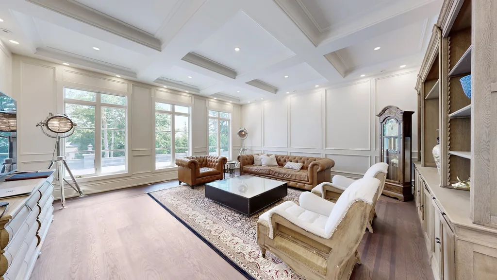 8 High Point Rd W An Iconic Bridle Path Estate Offering Resort Style Luxury for C32.57 Million 13