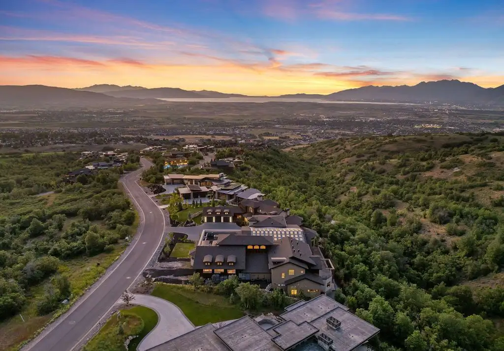 867 S Summit Creek Dr A 13.95M Architectural Masterpiece by Kevin Price in Utah 19