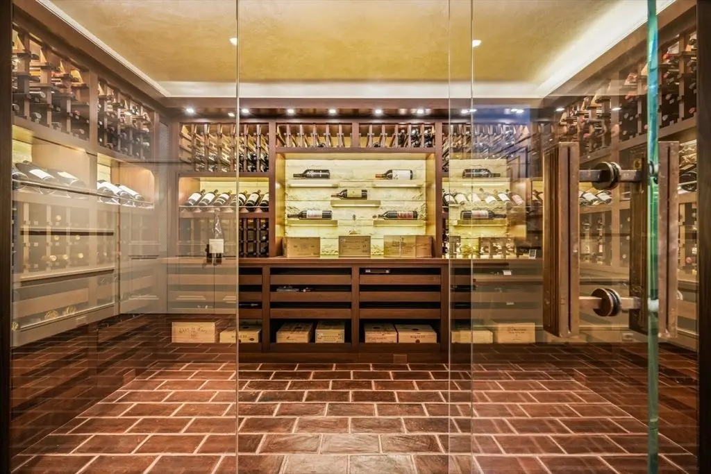 9 Atlas Ln Blends Timeless Vision and Modern Prestige — Now Asking 29 Million 16