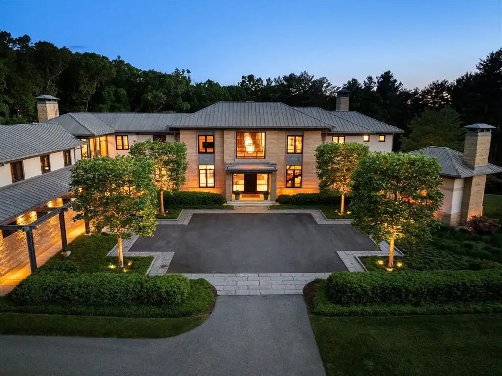 9 Atlas Ln Blends Timeless Vision and Modern Prestige — Now Asking 29 Million 2