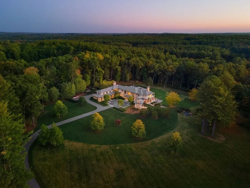 9 Atlas Ln Blends Timeless Vision and Modern Prestige — Now Asking 29 Million 25