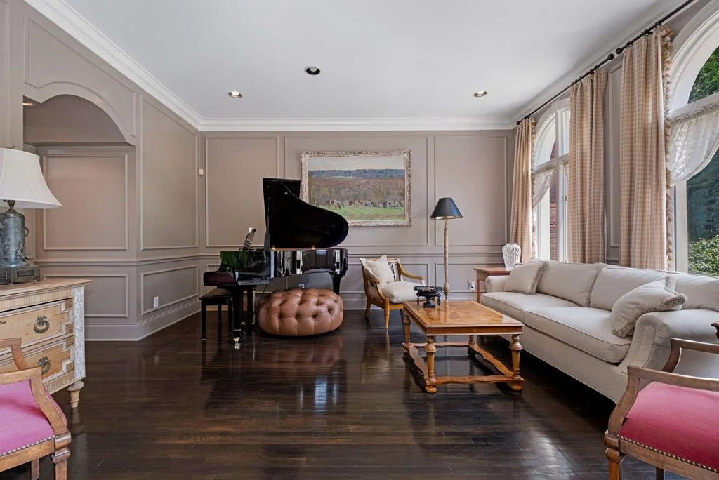 926 Overton Lea Rd A Breathtaking Tennessee Estate Surrounded by Old Growth Trees Listed at 4.45 Million 5