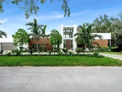 967 NE 117th St Listed for 5.7M Turnkey Tropical Modern Estate with Rooftop Pool and Privacy in Biscayne Park 1
