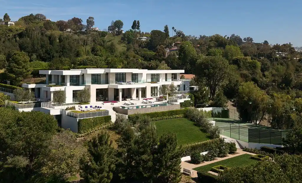 9966 Beverly Grove Dr A Breathtaking Beverly Hills Estate with 180° Ocean to City Views — Listed at 77.5 Million 20