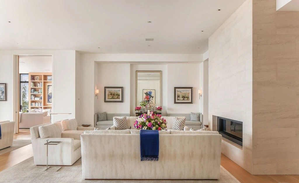 9966 Beverly Grove Dr A Breathtaking Beverly Hills Estate with 180° Ocean to City Views — Listed at 77.5 Million 4