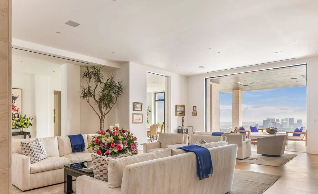 9966 Beverly Grove Dr A Breathtaking Beverly Hills Estate with 180° Ocean to City Views — Listed at 77.5 Million 5