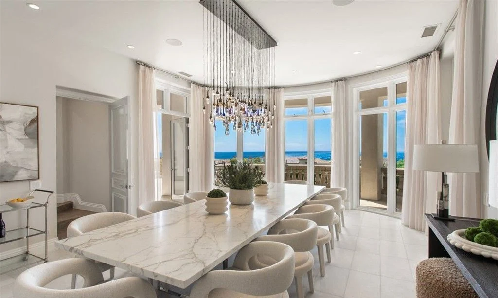 A Breathtaking Architectural Masterpiece at 22 Pelican Crest Dr Redefines Coastal Luxury — 29 11