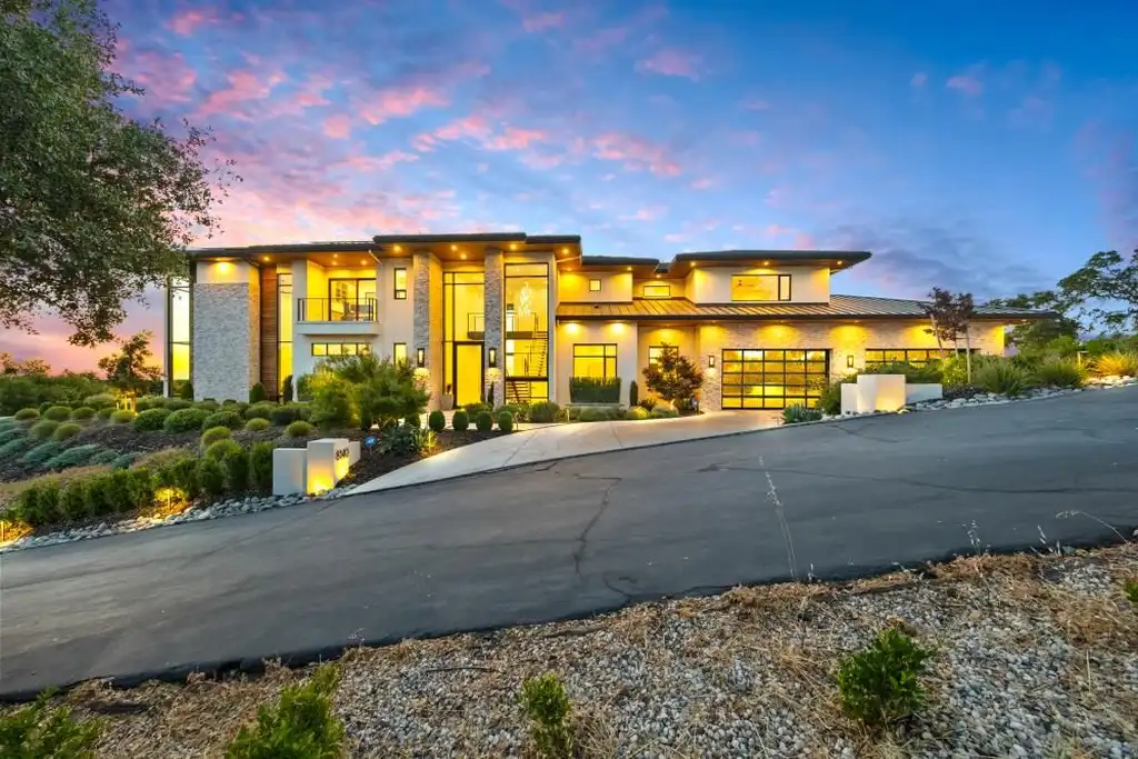 A Stunning Architectural Showcase at 8140 Brookhollow Ct Blends Indoor Comfort and Outdoor Elegance — 7.295 Million 26