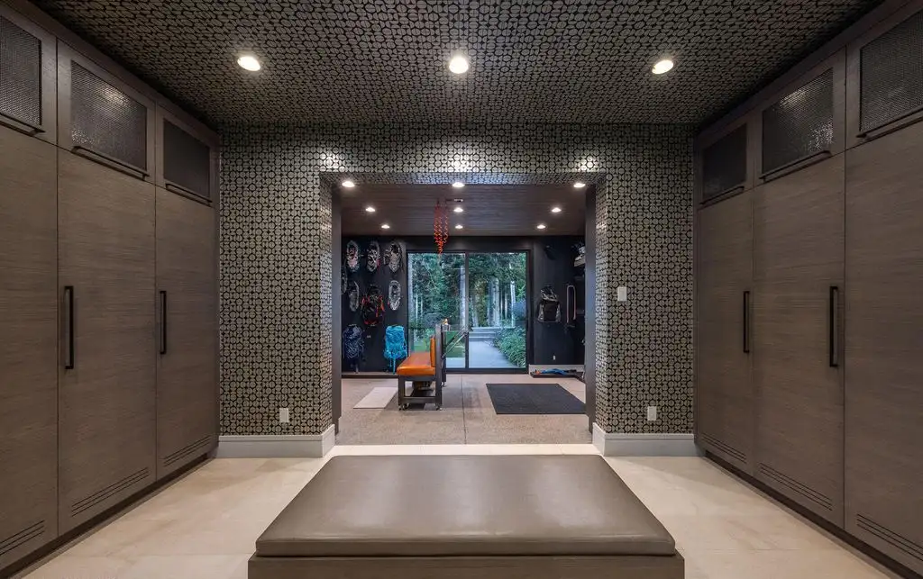 An Exceptional 18M Park City Retreat at 197 White Pine Canyon Rd Redefines Luxury in the Wasatch Mountains 12