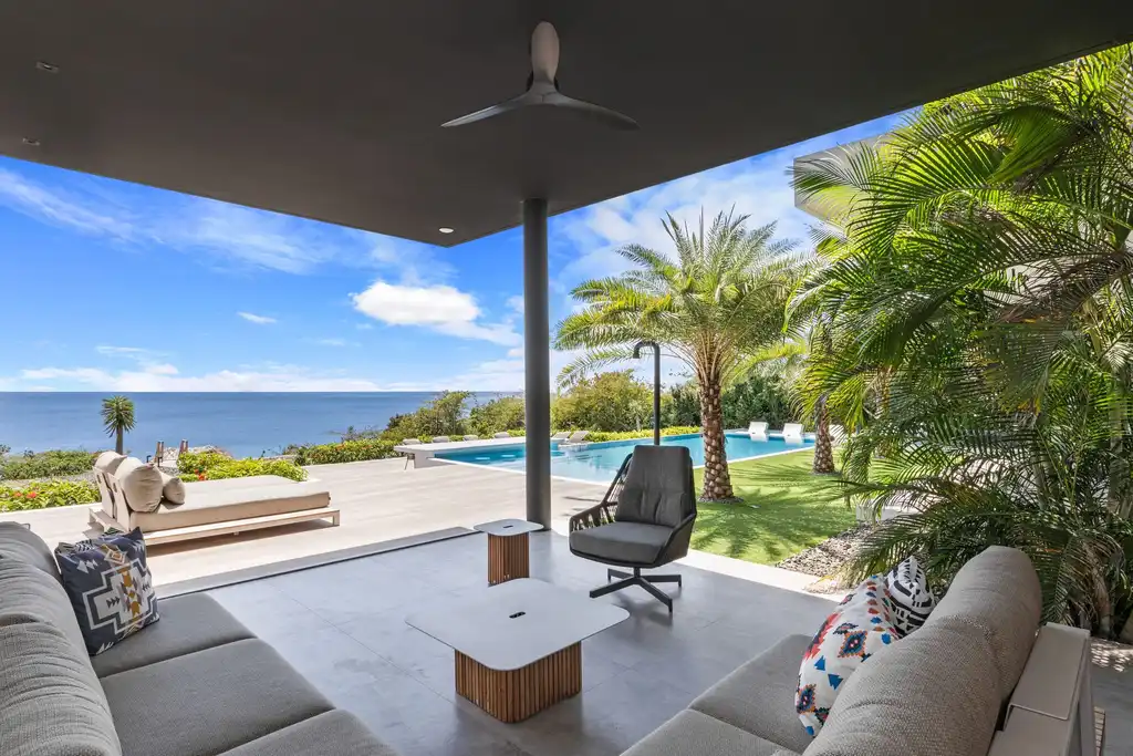 Blackbox Villa by STATE of Architecture, A Tropical Minimalist Masterpiece in Coral Estate