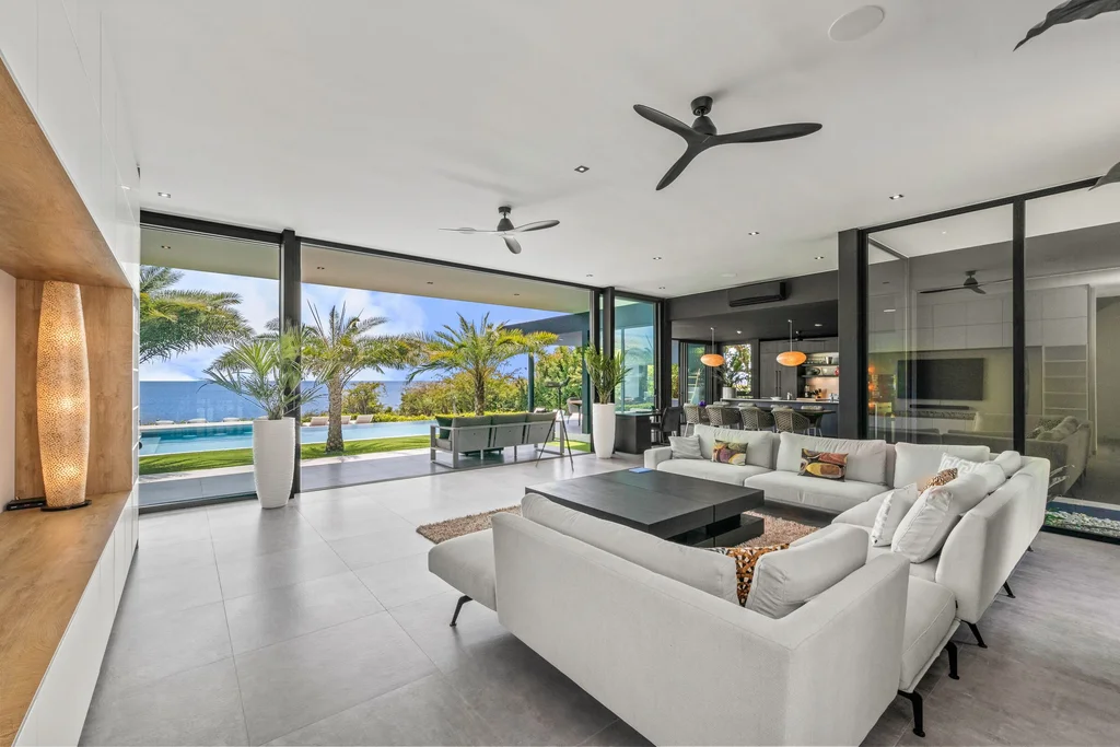 Blackbox Villa by STATE of Architecture A Tropical Minimalist Masterpiece in Coral Estate 2