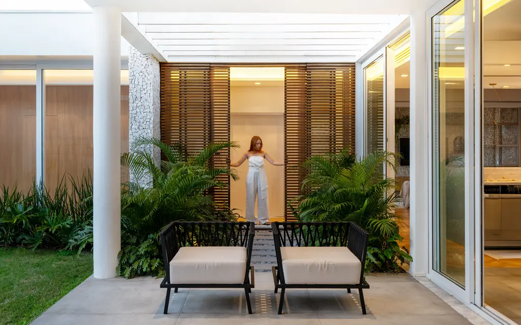 Casa CL by Studio Bloco Arquitetura, A Sculpted One-Story Sanctuary in Southern Brazil