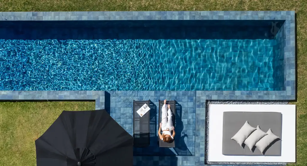 Casa CL by Studio Bloco Arquitetura A Sculpted One Story Sanctuary in Southern Brazil 6