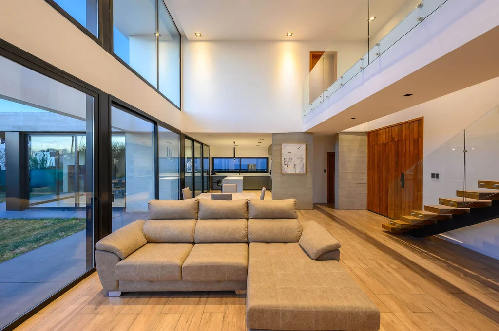 Casa CT by MZ Arquitectos, A Light-Filled Home in Córdoba Where Concrete, Wood, and Geometry Meet