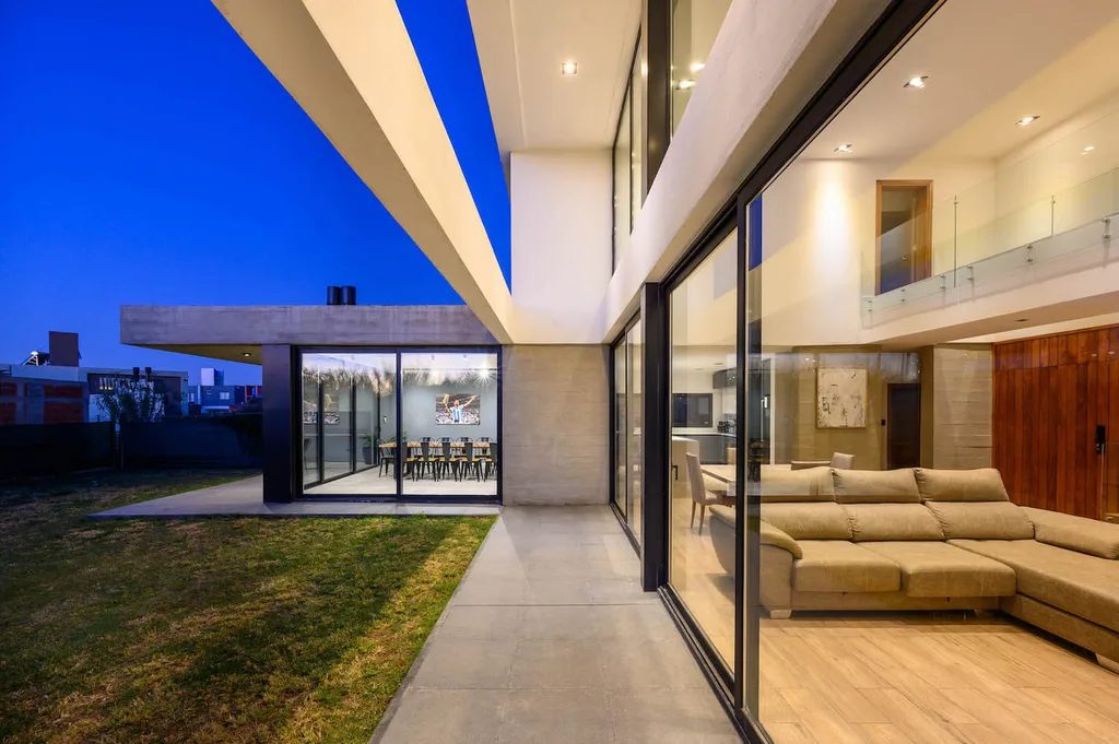 Casa CT by MZ Arquitectos A Light Filled Home in Cordoba Where Concrete Wood and Geometry Meet 3