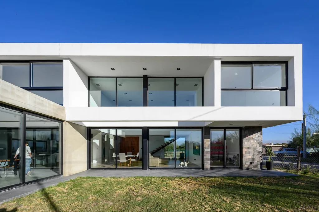 Casa CT by MZ Arquitectos A Light Filled Home in Cordoba Where Concrete Wood and Geometry Meet 6