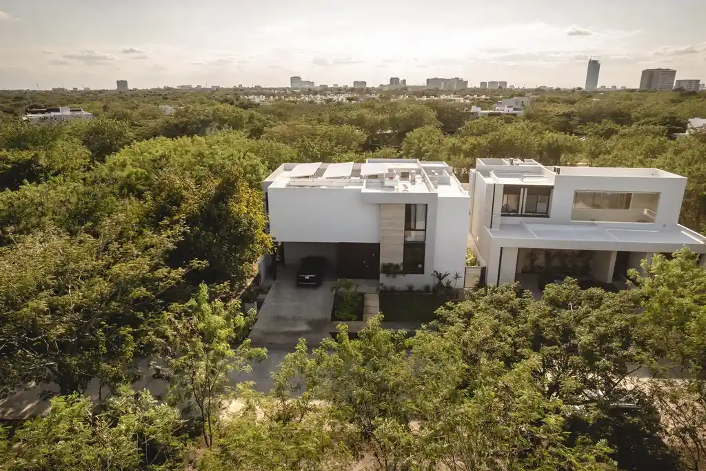 Casa Licata by Esece A Breezy Modern Sanctuary Rooted in Meridas Tropical Climate 4