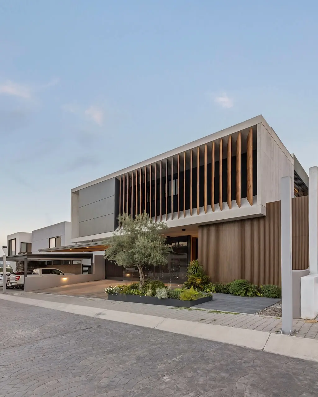Casa Miura by Taller Mexicano de Arquitectura A Monumental Mexican Home Sculpted from Light Concrete and Nature 5