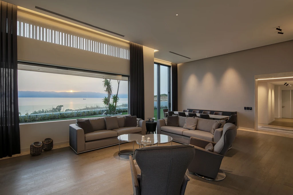 Casa Solis by Basak Akkoyunlu Design A Tranquil Summer Retreat with Sculpted Volumes and Coastal Elegance 11