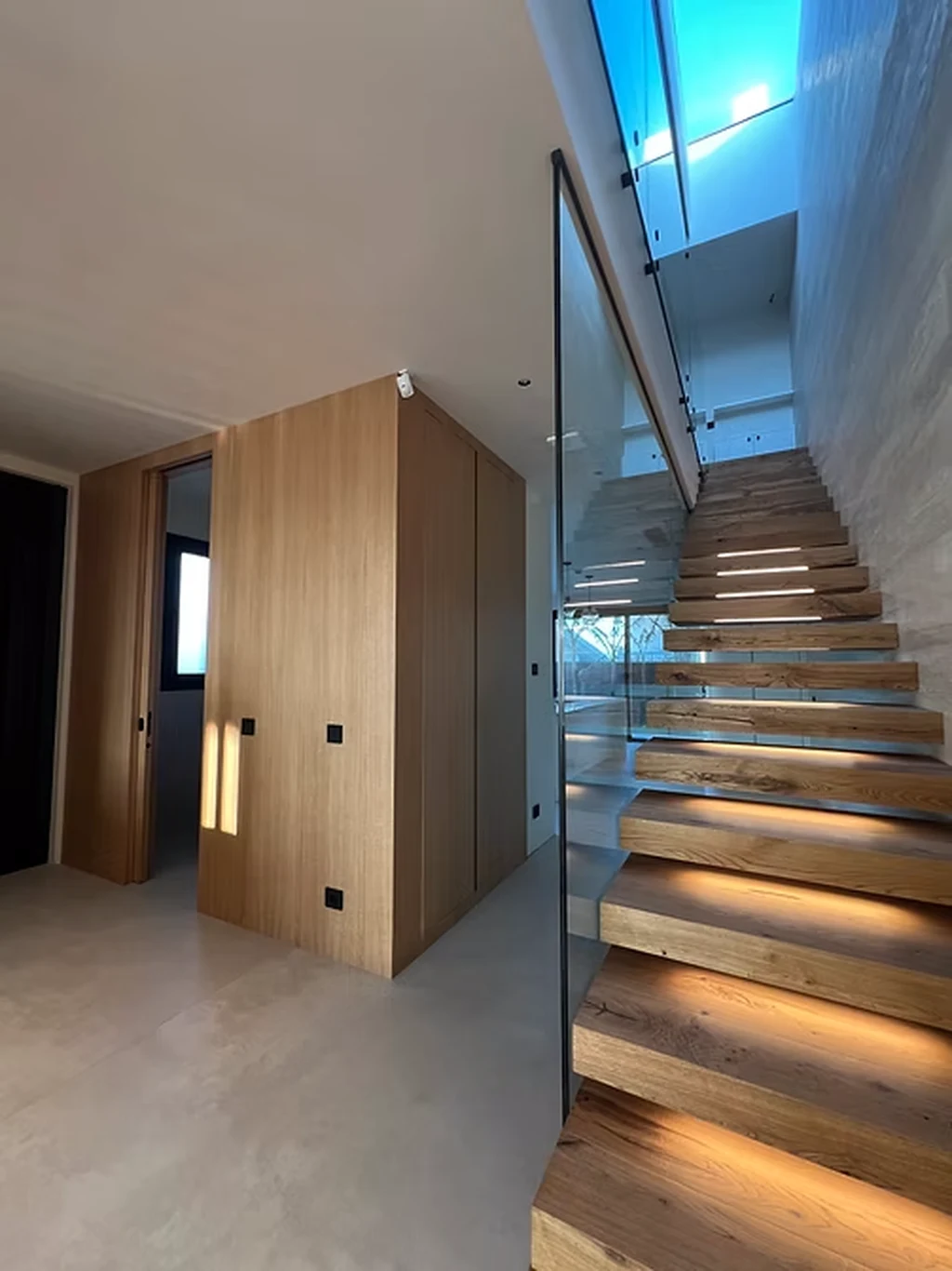 Casa Sonne by Başak Akkoyunlu Design, A Sun-Washed Villa Where Architecture Embraces Light and Landscape