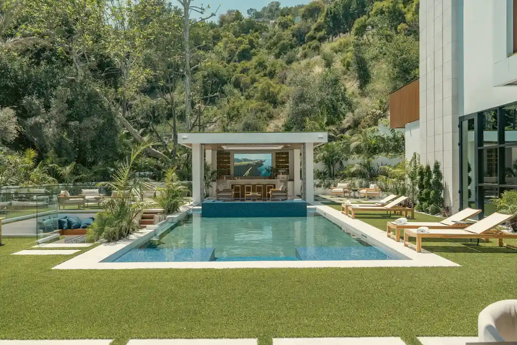 Chalon House by IR Architects A Contemporary Haven in the Hills of Bel Air 7