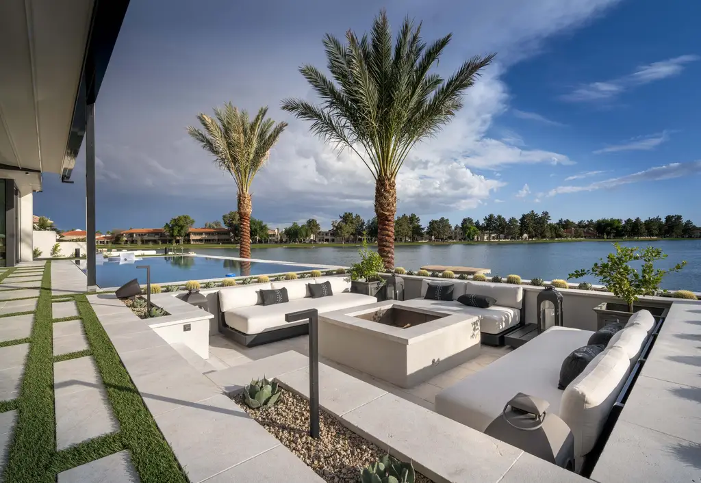 Del Camino by JMAD A Light Filled Desert Retreat Embracing Indoor Outdoor Living 3