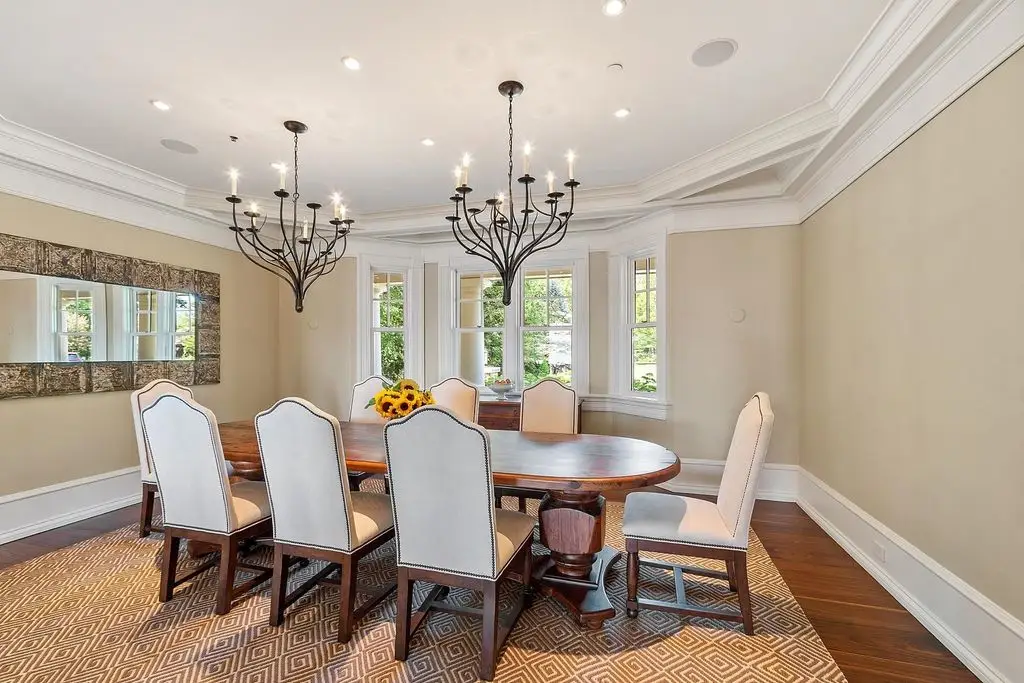 Experience Breathtaking Lakefront Living at 30 Leopards Leap Road — A 16.95M Modern Gem on Black Cat Island 12
