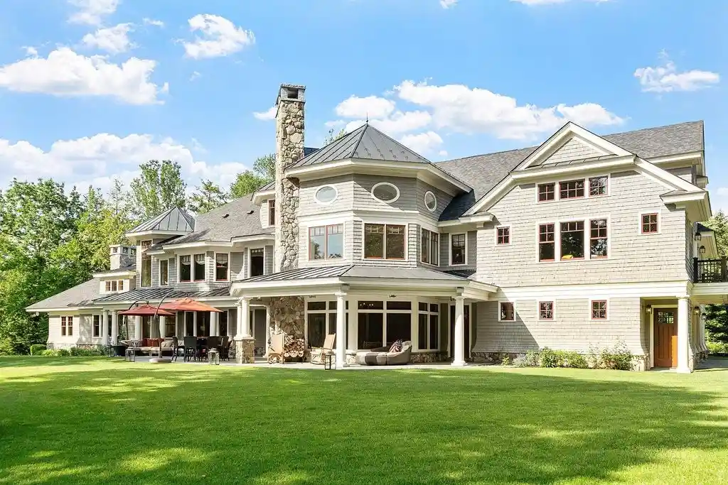 Experience Breathtaking Lakefront Living at 30 Leopards Leap Road — A 16.95M Modern Gem on Black Cat Island 5