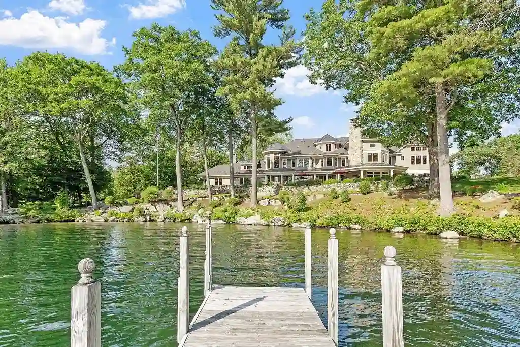 Experience Breathtaking Lakefront Living at 30 Leopards Leap Road — A 16.95M Modern Gem on Black Cat Island 8