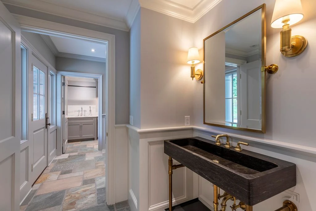 Experience Exquisite Craftsmanship at 551 West Fields Road — A 10.3M Vermont Retreat by Ramsay Gourd Architect 12