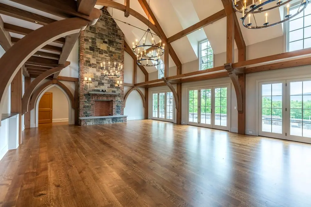Experience Exquisite Craftsmanship at 551 West Fields Road — A 10.3M Vermont Retreat by Ramsay Gourd Architect 8