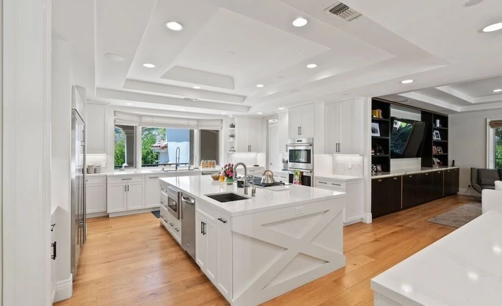 Experience Magnificent Mediterranean Luxury at 23593 Park South St — A Private Calabasas Retreat for 8 8