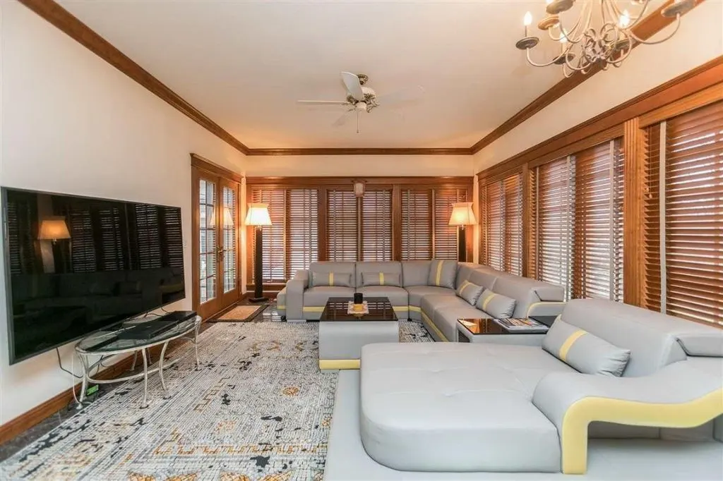 Exquisite Estate at 6201 Lakeside Rd Offers Unrivaled Luxury on 26.69 Acres for 2 13