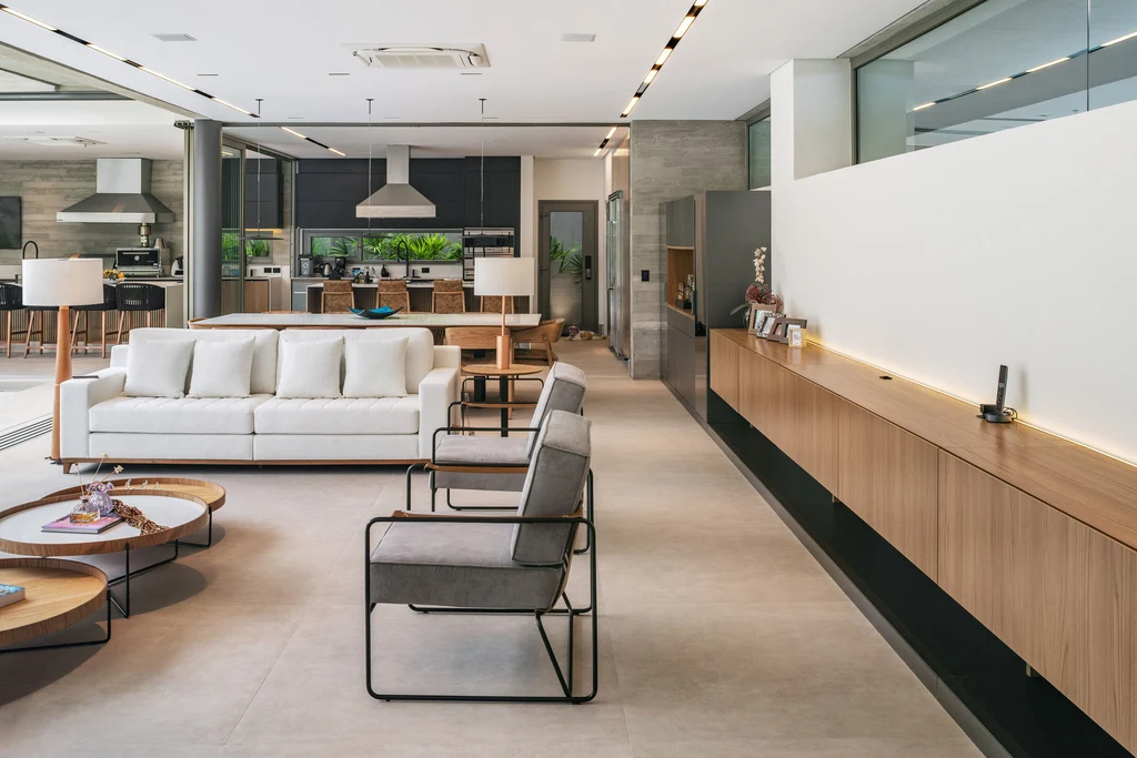 FCS House by SAU Studio Arquitetura Urbanismo A Climate Sensitive Modern Family Home in Brazil 3
