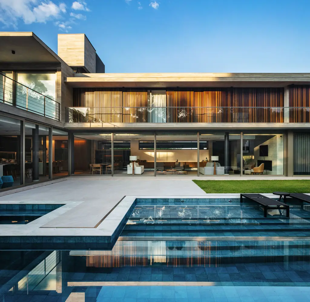 FCS House by SAU Studio Arquitetura Urbanismo, A Climate-Sensitive Modern Family Home in Brazil