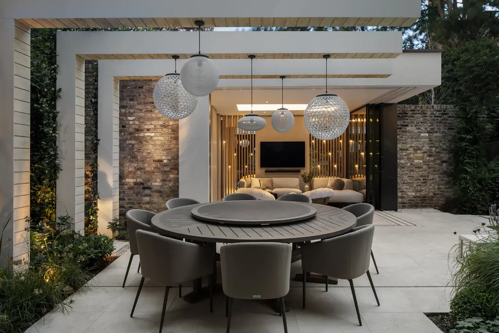 IO House by KSR Architects A Futuristic Sustainable Family Home in North London 4