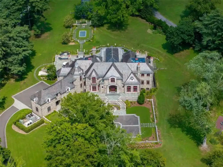 The Epitome of Gold Coast Elegance: Exceptional Estate Listed for $11.8 Million