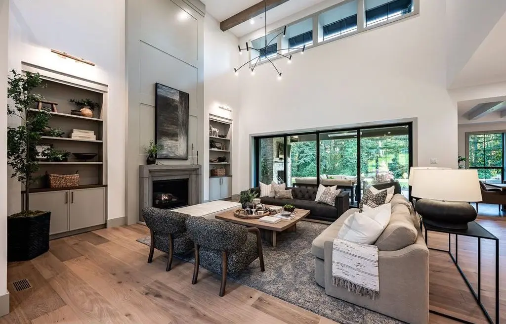 Inside the Exquisite 655 Rosemont Rd A Secluded 6 Million Oregon Sanctuary for Lavish Entertaining 19